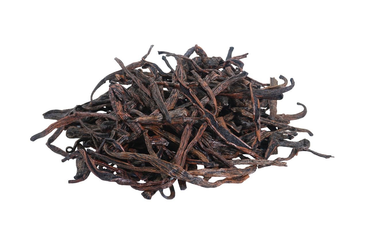
                        Pile of loose Madagascar Bourbon vanilla beans and cut pieces, showing their natural dark brown color and dried texture.
                      